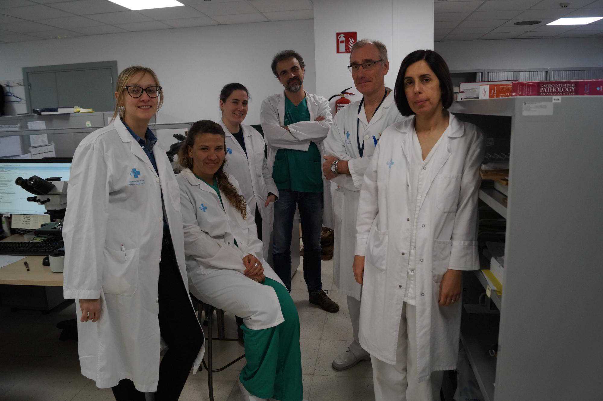 L'equip de patòlegs del Trueta