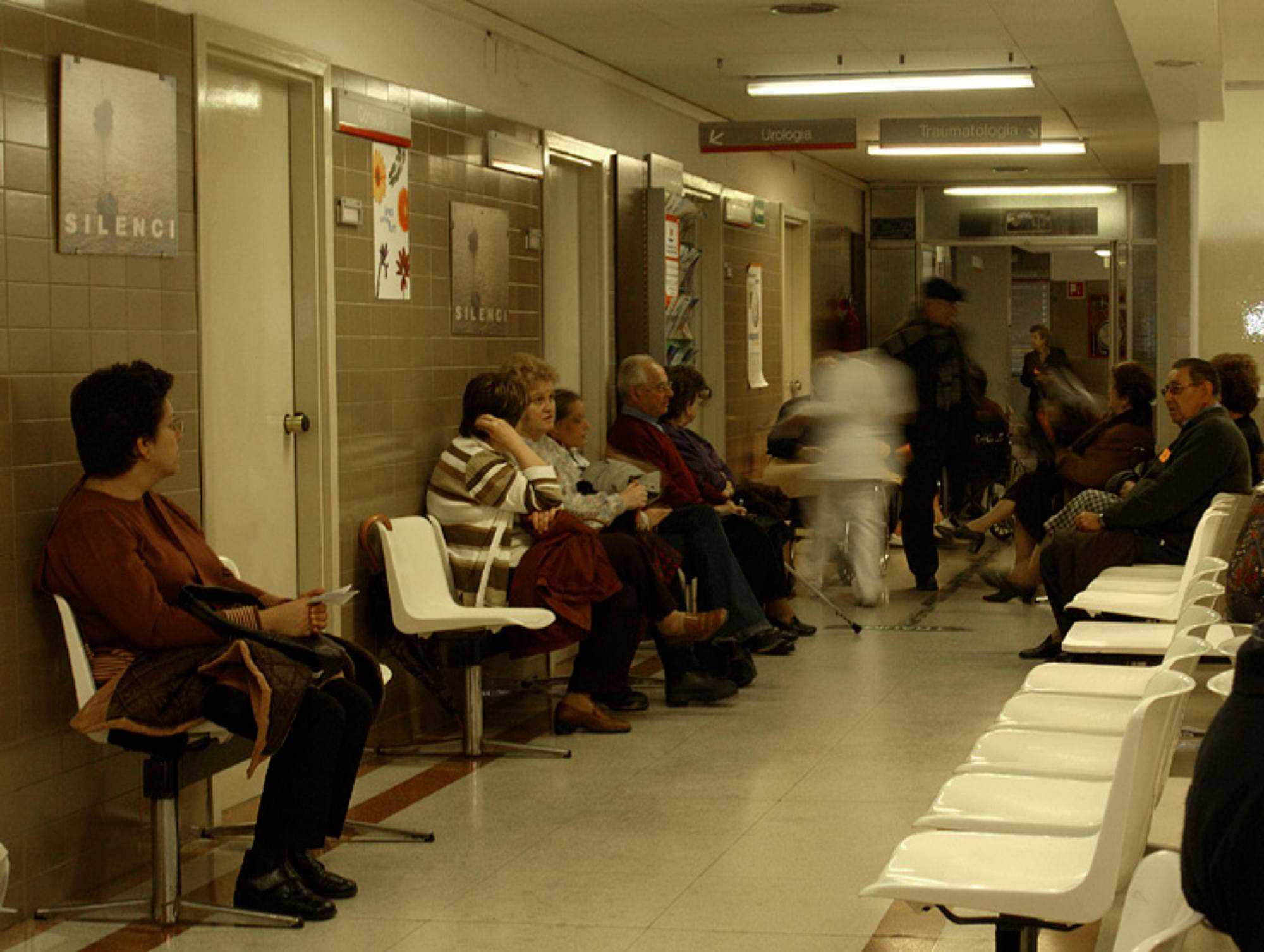 Sala d'espera del Trueta l'any 2003