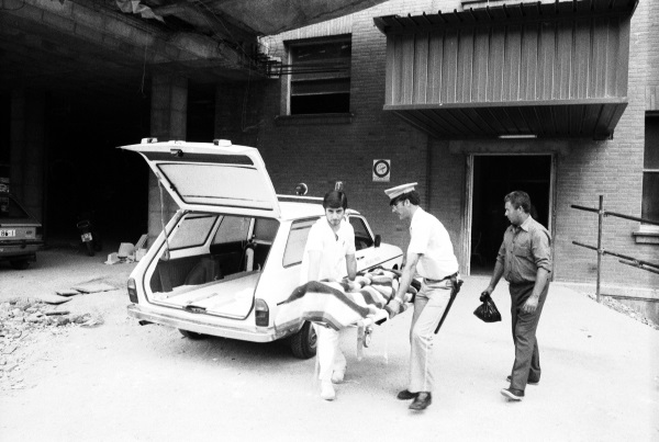 Porta d'urgències. Any 1980.