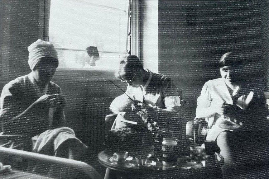 hores lliures de les infermeres internes, al mig, la infermera Marta Sitjas